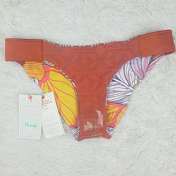 Maaji Like Totally Reversible Bikini Bottom - Picture 3 of 6